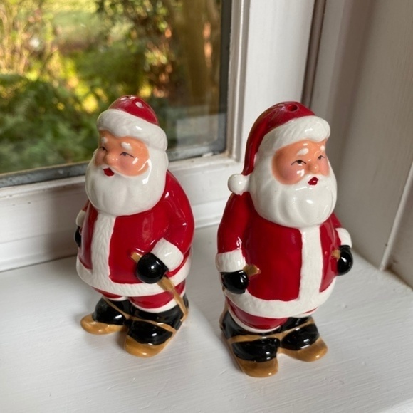 Other - Santa Claus Salt Pepper Shakers